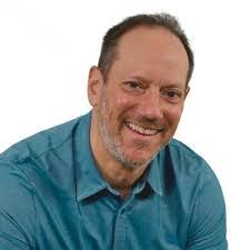 Julian Hooper's Instagram, Twitter & Facebook