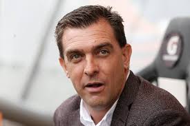 Vuelve la ruda? Aseguran que Pablo Guede tiró curriculum en Colo Colo