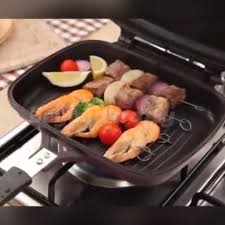 This Detachable Double Pan Can Be Used For Frying Baking Grilling Broiling And More Video Gadgets Kitchen Cooking Health Dinner Recipes Cooking Gadgets
