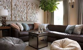 Make it look and feel brand new with these living room color ideas. What Colors Work Well With Brown In The Bedroom