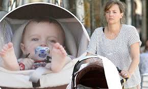 Danny masterson's height is 5 feet 10 inch. Bijou Phillips Looks Exhausted As She Takes Out The Baby Daily Mail Online