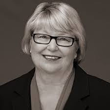 Sandy Collins's Instagram, Twitter & Facebook