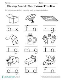 This Worksheet Will Help Young Readers Identify Words With Short Vowel Sounds Such As Dog Mug Fan And In 2020 Vowel Worksheets Short Vowel Worksheets Vowel Practice
