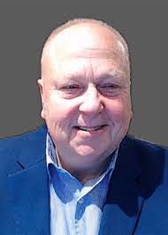 Trevor Lien's Instagram, Twitter & Facebook