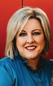 Dollie Neal's Instagram, Twitter & Facebook