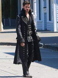 Figurine Captain Hook Once Upon A Time Captain Hook Hook And Emma Colin O Donoghue