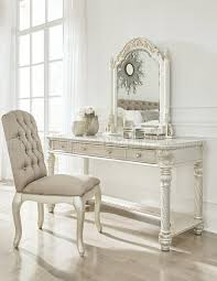 Signature design by ashley cassimore 2 piece queen size bedroom set. Cassimore Bedroom B750 In Pearl Silver By Ashley W Canopy Bed