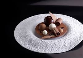 Les Chefs S Exposent 5 Desserts A L Assiette Dessert Gastronomique Desserts Fantaisie