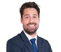 Sean Blake's Instagram, Twitter & Facebook