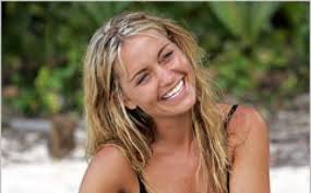 Jennifer Lyon from Palau was so beautiful! I'm rewatching it now and her  eyes were so blue!! RIP Jenn 💝💝 : r/survivor