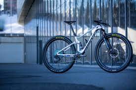 Scott twinloc suspension system 3 ride modes. Neues Scott Spark Rc 900 Von Nino Schurter Edelbike Mit Neuen Parts Fur 2021 Mtb News De