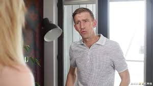 Big Milky Breakfast Tits Elisa Calvi Brazzers: Blowjob Porn