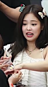 Jennie Blackpink Big Ring