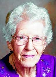 Amber Dirks's Instagram, Twitter & Facebook