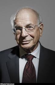 Choices, Values, and Frames: 1st (First) Edition: Daniel Kahneman:  8580000720280: Amazon.com: Books