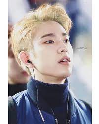 Jinyoung With Blonde Hair Jaebum Jinyoung Youngjae