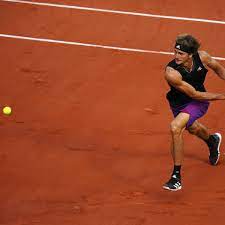 Vor allem seine oberarmmuskeln fallen ins auge. French Open Alexander Zverev Uber Krafttraining Wahrend Coronapause