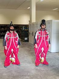 Red lion hotels corporation (rlhc) is a hospitality and leisure company. Ndp 2018 Red Lions To Perform Record Wingsuit Jump From 3 800m Cna