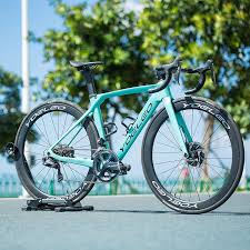 Newest 2021 version r11 db carbon bike now accepts 32mm wide tires and has hidden internally routed cables. Yoeleo It S Only You The Sky And Your Tiffany Blue R12 Facebook