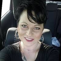 Melissa Gregson's Instagram, Twitter & Facebook