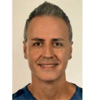 90+ perfiles de «Vázquez Garcia»