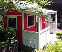 A wendy house is basically a playhouse with a few feminine touches added. 75 Dazzling Diy Playhouse Plans Free Mymydiy Inspiring Diy Projects