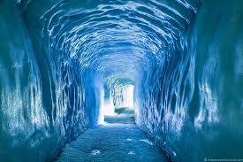 Stunning glaciers, lava rock with the famous pillowy green moss, towering mountains, adorable fishing harbors, iconic lighthouses, volcanic craters, jagged cliffs, a black sand and a white sand beach…all on a tiny peninsula in the northern atlantic! Visiting Iceland In Winter Top 18 Winter Activities In Iceland