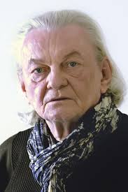 He contributed to the marvel comics version of the cthulhu mythos by introducing new gods (the nameless ones, the bodyless ones, most of them later confirmed to be great old ones, or lesser old ones) such as lloigoroth, niggurab. Roman Kaminski Schauspiel Leipzig