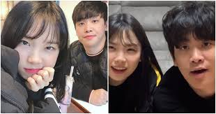 osen=장우영 기자 트위치와 유튜브에서 활동하고 있는 스트리머, 크리에이터로 활동 중인 우정잉과 오킹이 열애 중이다.21일 우정잉은 자신의 개인 방송 채널 생방송에서 오킹과 열애 중임을 밝혔다. L9brbyhjzqgamm