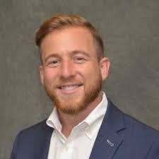 Ruth Diercks's Instagram, Twitter & Facebook