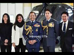 Arrival of hrh pg anak hajah zariah, wife of prince mohammad. Handsome Prince Prince Charming Mateen Bolkiah Prince Of Brunei Youtube