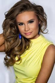 Jalynne Isquierdo models new spring dresses and Brighton jewelry