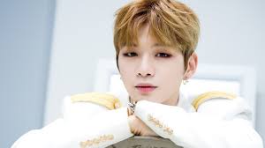 Dân mạng "hú hồn" về album Daniel: Bìa đơn sơ nhưng có nhiều phiên bản,  nghi không thể phá kỉ lục Baekhyun