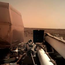 Company has quietly tested mars landing techniques with its first stage returns. Mars Landing Nasa S Insight Spacecraft Takes Selfie After Surviving Supersonic Plunge Cbs News
