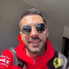 Hussein Saad (@husseinsaad100)