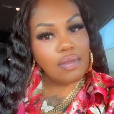 Can Dr. Frank Lamadrid achieve a very thin athletic look with a BBL?