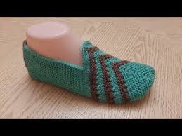 вязание следков на двух спицах без шва видео ютуб Tapochki Sledki Na Dvuh Spicah 56 Knit Slippers English Subtitles Patik Modelleri Youtube In 2020 Knitting Socks Slippers Knitted Slippers