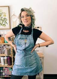 Boston Distressed Denim Bib Apron Light Blue Denim Apron Stylist Outfit Hair Stylist Outfit Denim Apron