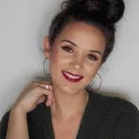 Alexandra Bowen's Instagram, Twitter & Facebook