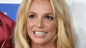 Britney Spears fri från sitt 13 år långa förmyndarskap: "Jag börjar gråta,  det här är bästa dagen någonsin"