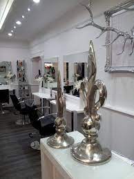 Der Friseur La Differenza Hairstyling In Duisburg Salon Zopf Kurze Haare Freche Kurzhaarfrisuren Lange Haare
