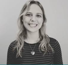 Congratulations to Tasha Floyd Peacock, who recently earned the University  of Pittsburgh's 2022 Community Engagement Chancellor's Staff Award! The  award recognizes team members who have dedicated themselves to making their  community a