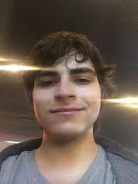 Panic rolling upon entrance? Couldn't be me smh🙄