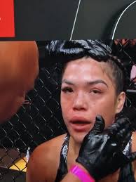 How are fake lashes allowed? : r/ufc
