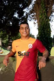 In addition to the domestic league, galatasaray are participating in this season's edition of the turkish cup. Galatasaray Stellt Neue Trikots Vor