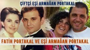 Herkese merhabalar, bir önceki postumda o kadar kumaşı görünce herkese bir heves gelmiş:)kumaş alanlar çok olmuştur sanırım:)neyse biraz ara verelim kumaşlara,kıyafetlere de en sevdiğim konulardan biri olan lider eşlerine bir bakalım.ne dersiniz?hayrünnisa gül'ün postunun çok ilgi gördüğünü. Ali Babacan Esi Ile Nasil Tanisti Zeynep Ulku Babacan Kimdir Youtube