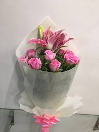 Order Flowers Online With Affordable Price From Melbourne Fresh Flowers In South Yarra We Flower Bouquet Delivery Best Flower Delivery Cheap Flower Delivery