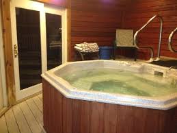 The bellmoor inn & spa in rehoboth beach, delaware offers luxurious lodging with spacious guest rooms and suites. Hot Tub Picture Of The Bellmoor Inn And Spa Rehoboth Beach Tripadvisor