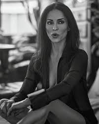 Looking at 2026 like… #LostGirl #TwoAndAHalfMen #Smallville  #EmmanuelleVaugier #BigSkyRiver #blackandwhite