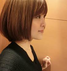 40代におすすめの髪型特集 髪の長さや顔の形別にご紹介 folk 髪の長さ 前上がりボブ 髪型